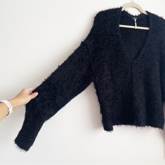 Free People Icing V neck Pull over sweater eyelash solid size small knit chunky - Picture 6 of 13